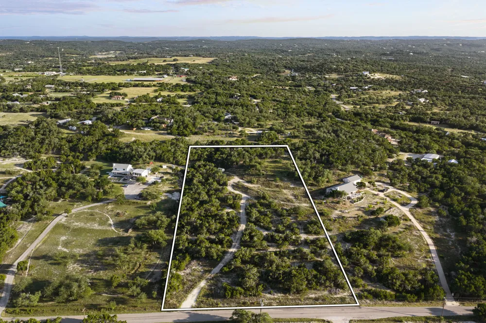 5601 W Fitzhugh Road Dripping Springs, TX 78620
