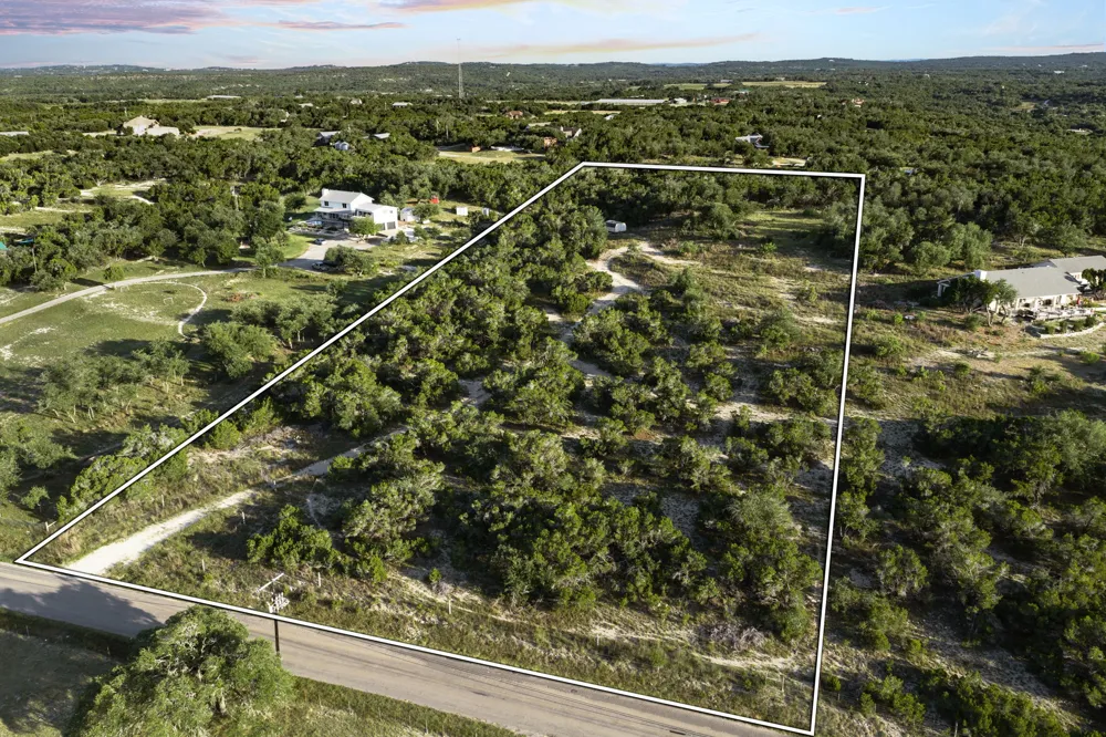 5601 W Fitzhugh Road Dripping Springs, TX 78620