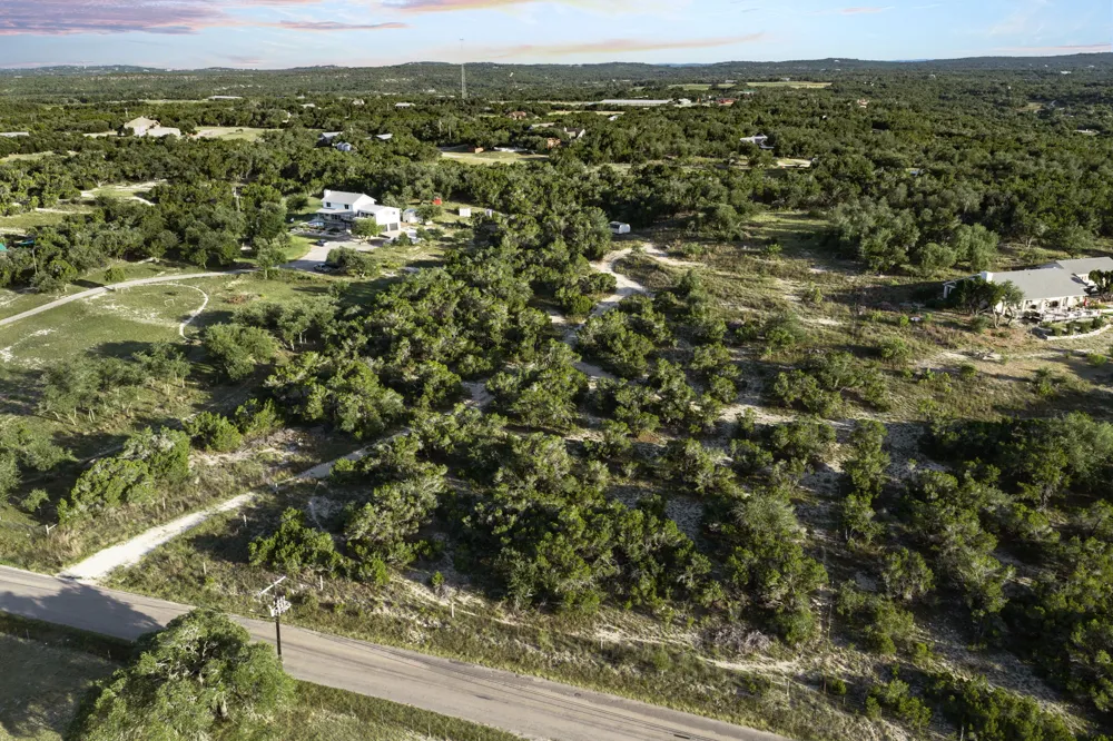 5601 W Fitzhugh Road Dripping Springs, TX 78620