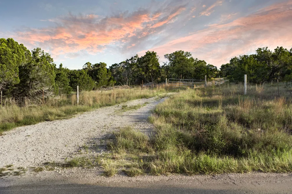5601 W Fitzhugh Road Dripping Springs, TX 78620