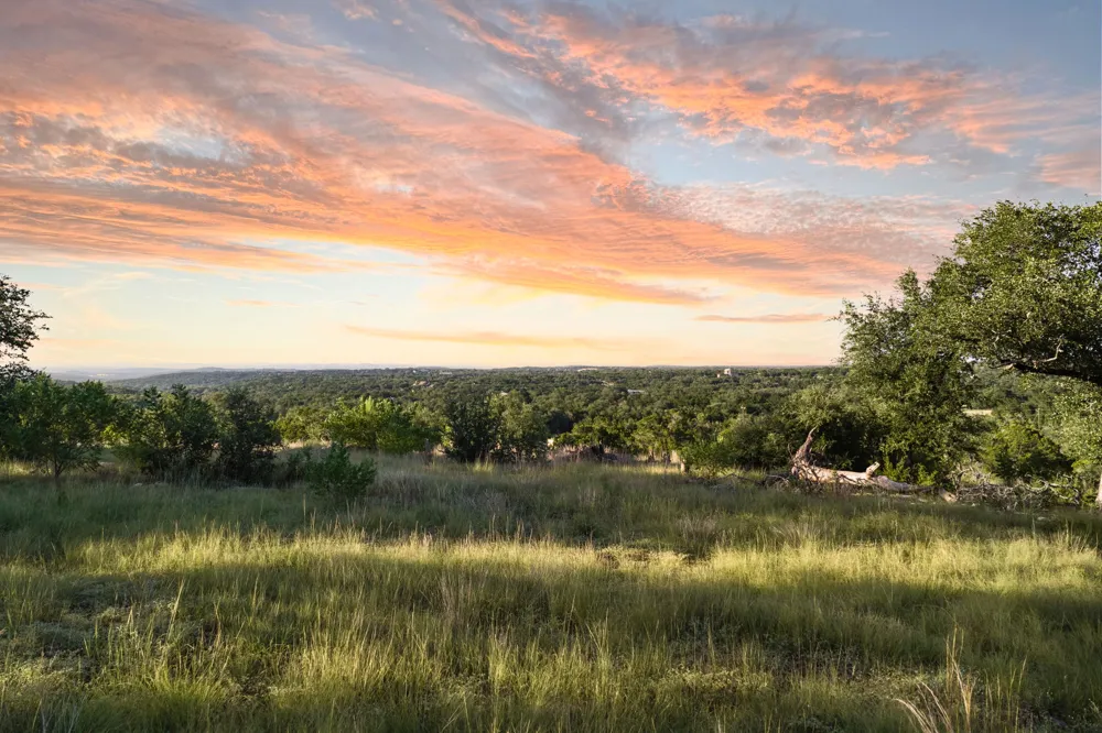 5601 W Fitzhugh Road Dripping Springs, TX 78620