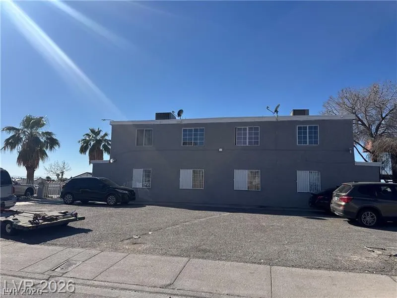 2185 Exeter Drive Las Vegas, NV 89156