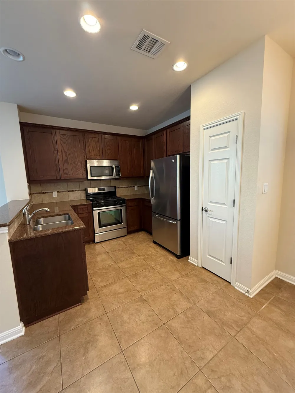 1932 Tramson Drive #102C Austin, TX 78741