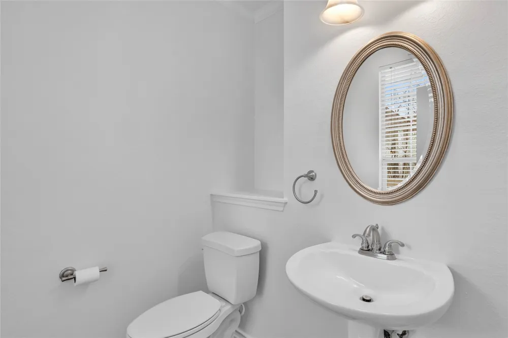 2606 Kinney Oaks Court Austin, TX 78704