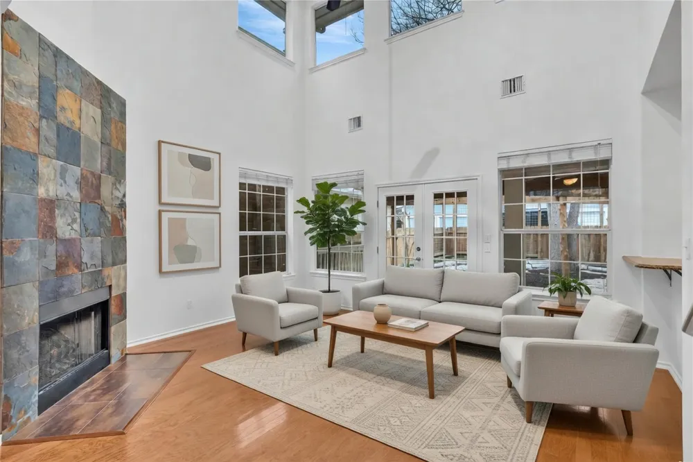 2606 Kinney Oaks Court Austin, TX 78704