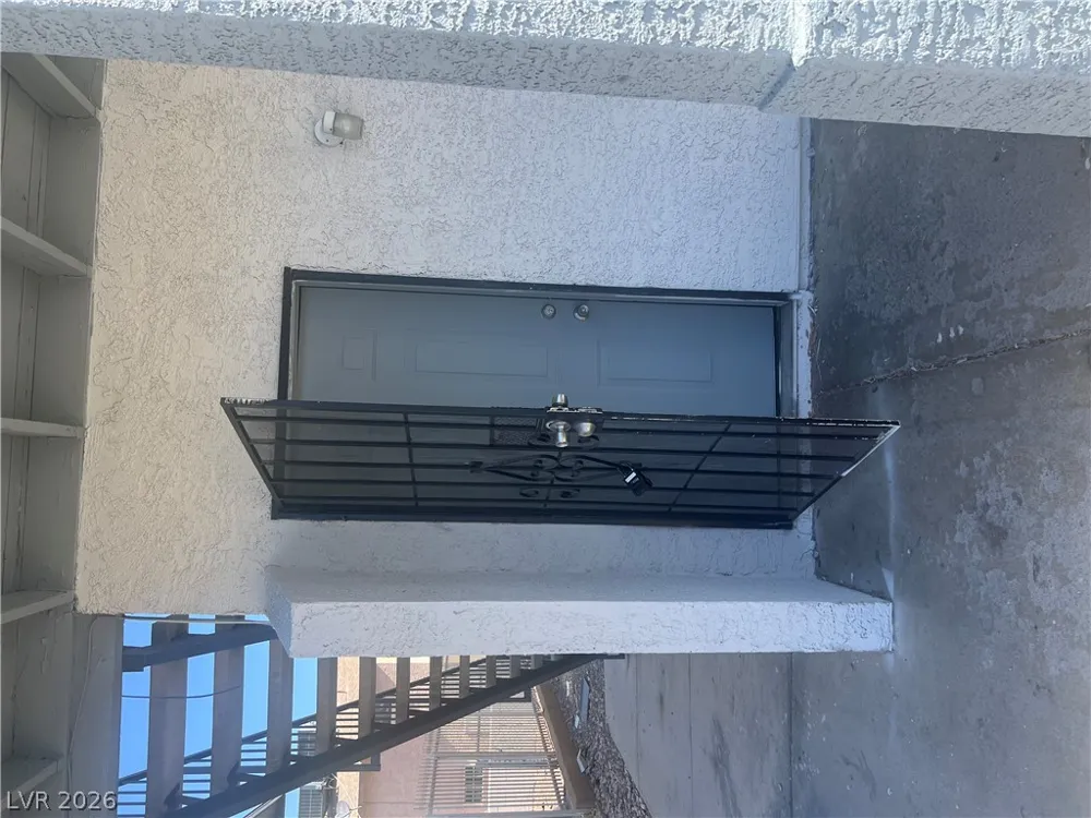 6940 Hopkins Drive Las Vegas, NV 89156