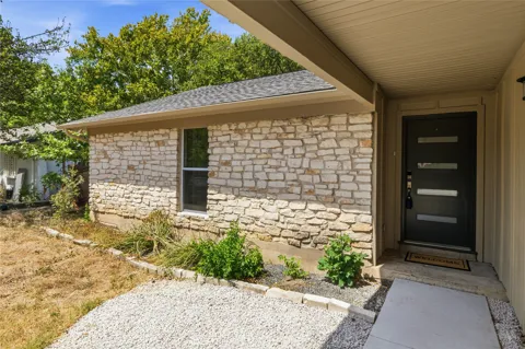 9304 Hunters Trace