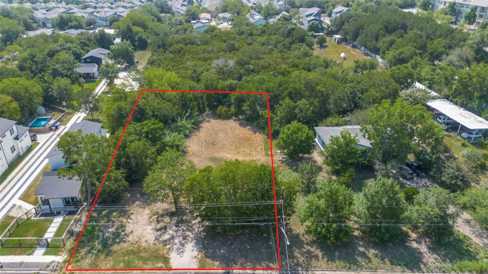 2305 Thrasher Lane Austin, TX 78741