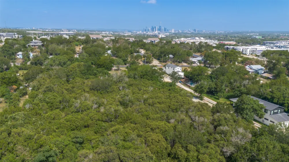 2305 Thrasher Lane Austin, TX 78741