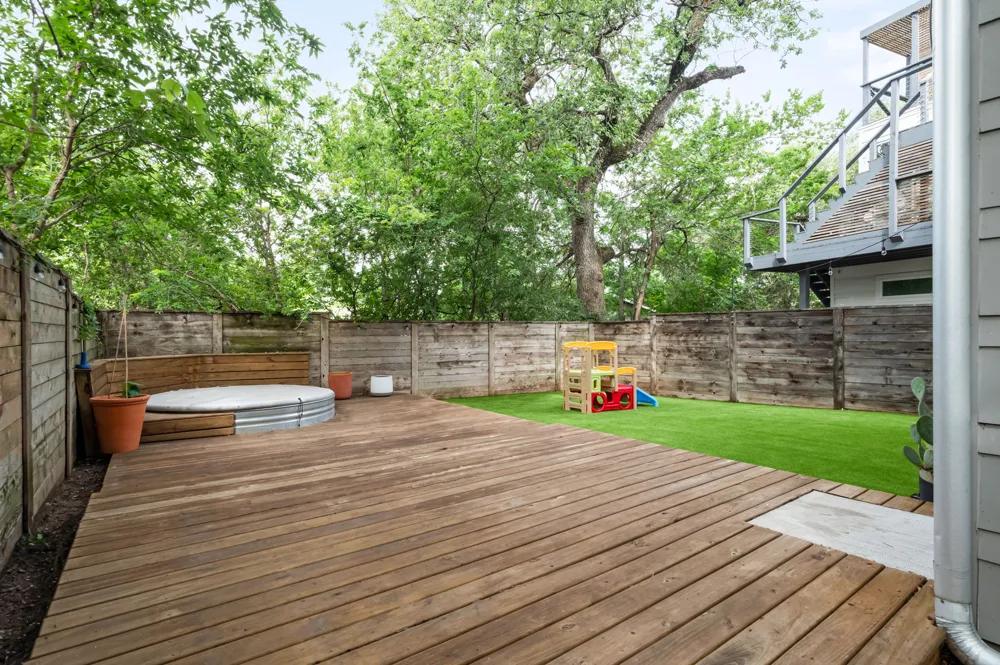 1182 Oakgrove Avenue #A Austin, TX 78702