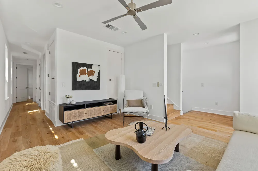 1182 Oakgrove Avenue #A Austin, TX 78702