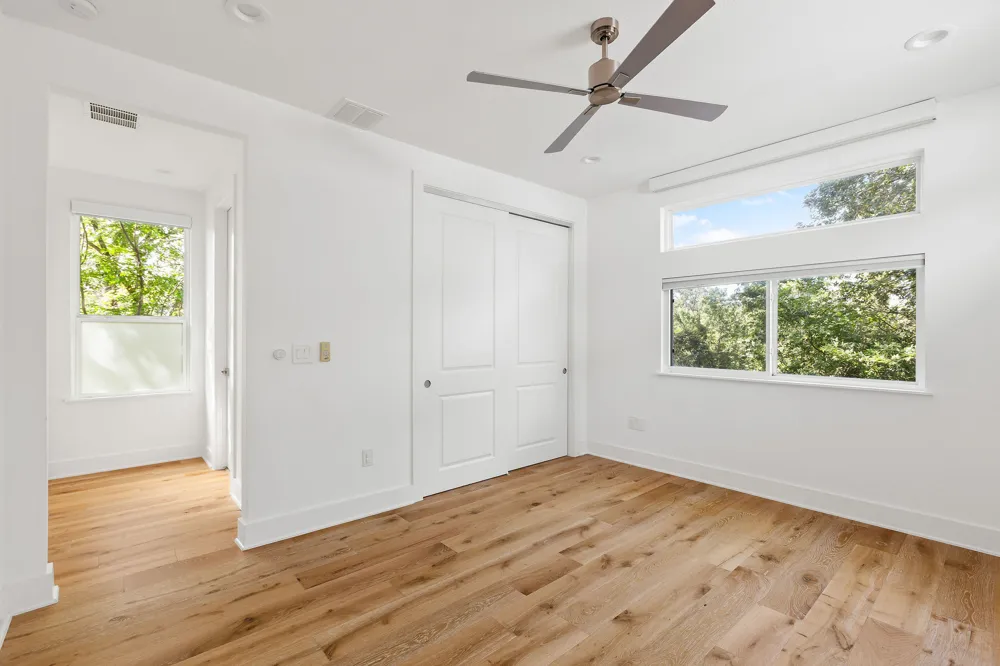 1182 Oakgrove Avenue #A Austin, TX 78702