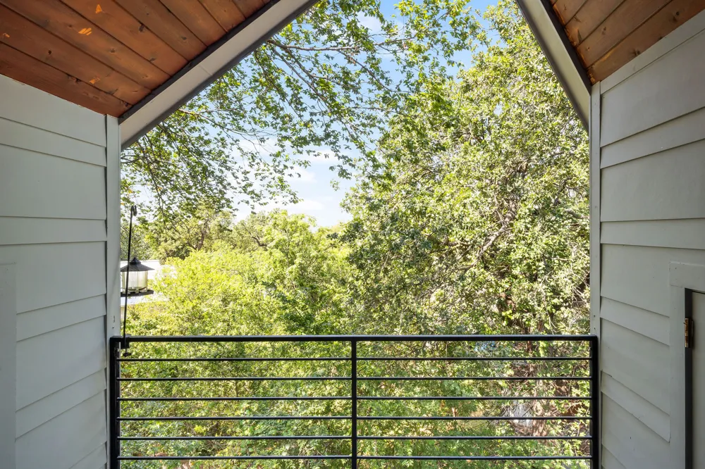 1182 Oakgrove Avenue #A Austin, TX 78702