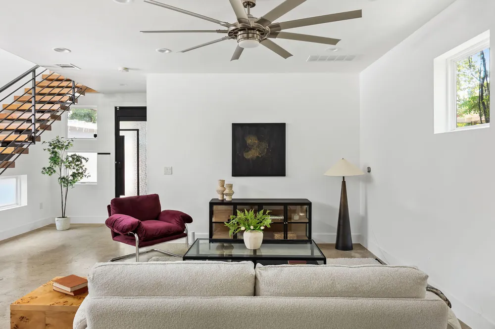 1182 Oakgrove Avenue #A Austin, TX 78702