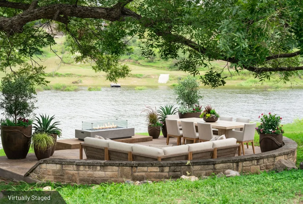 3220 Fall Creek Estates Drive Spicewood, TX 78669