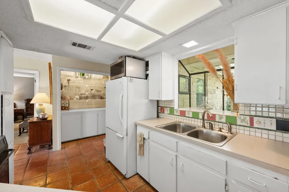 9820 Timber Ridge Pass Austin, TX 78733
