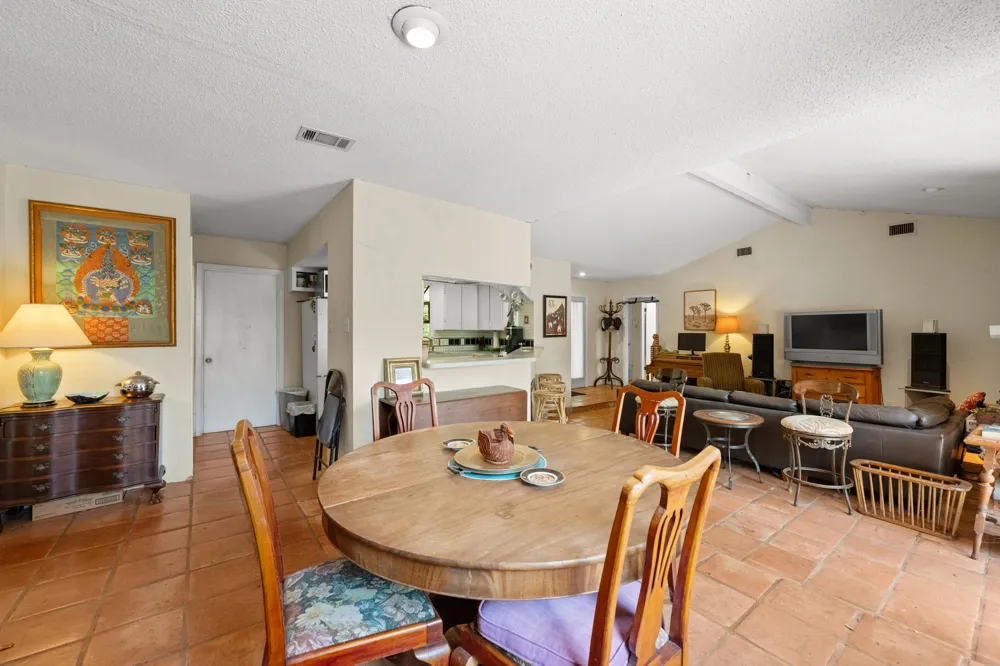 9820 Timber Ridge Pass Austin, TX 78733
