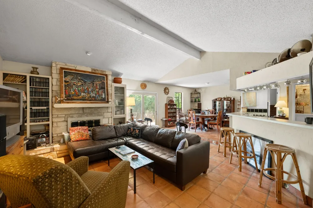9820 Timber Ridge Pass Austin, TX 78733