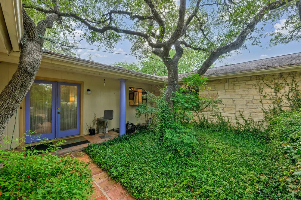 9820 Timber Ridge Pass Austin, TX 78733