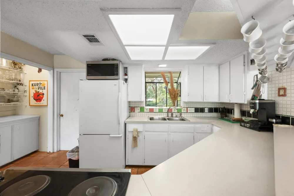 9820 Timber Ridge Pass Austin, TX 78733