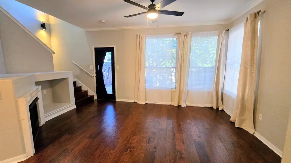 3300 Forest Creek Drive #31 Round Rock, TX 78664