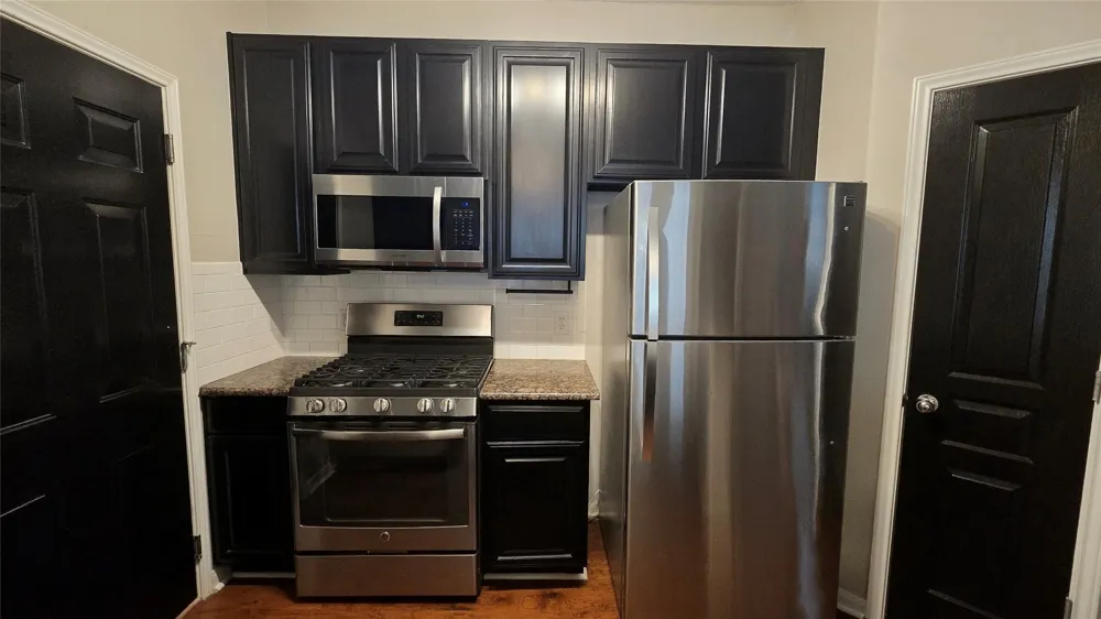 3300 Forest Creek Drive #31 Round Rock, TX 78664
