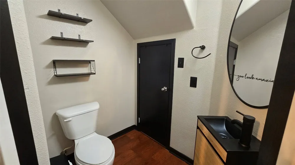 3300 Forest Creek Drive #31 Round Rock, TX 78664