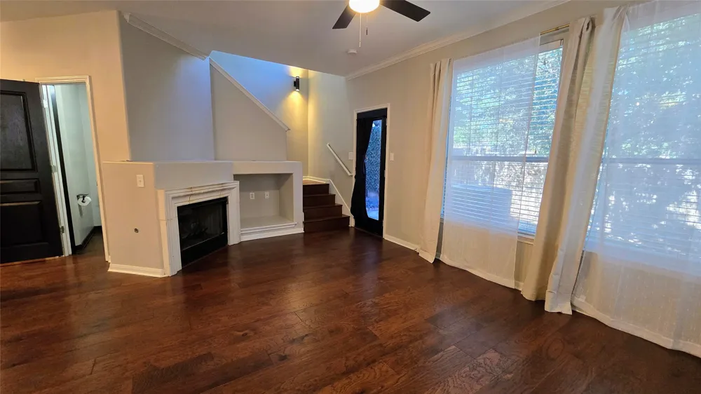 3300 Forest Creek Drive #31 Round Rock, TX 78664