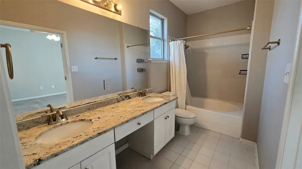 3300 Forest Creek Drive #31 Round Rock, TX 78664