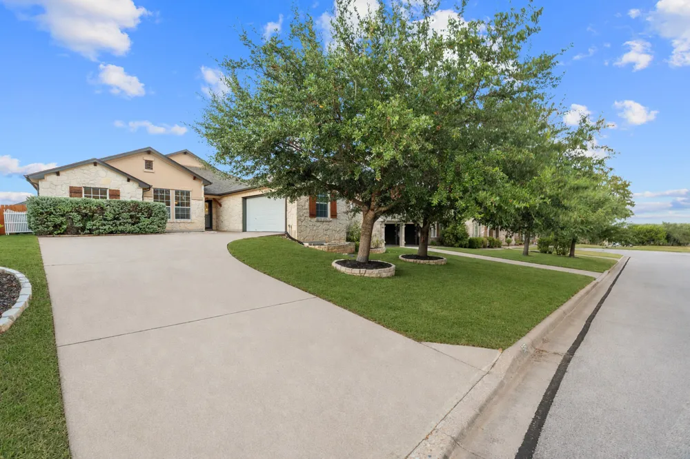 545 Manchester Lane Austin, TX 78737