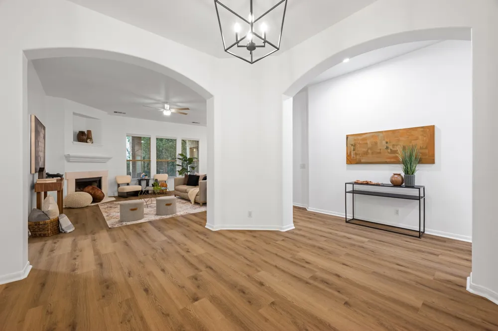 545 Manchester Lane Austin, TX 78737