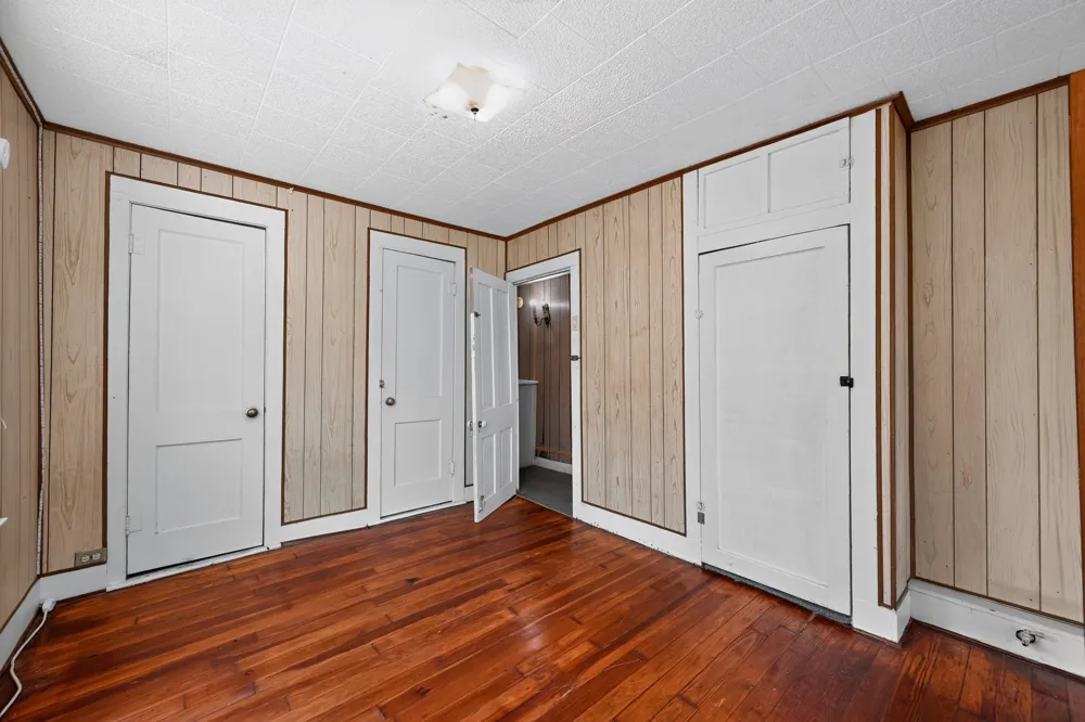 708 Booth Street Taylor, TX 76574