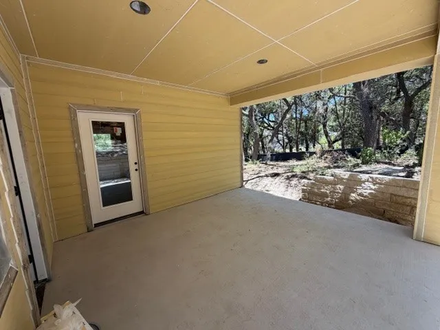 2807 American Drive Lago Vista, TX 78645