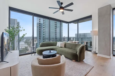 84 East Avenue #1401