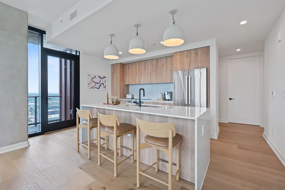 84 East Avenue #1401 Austin, TX 78701