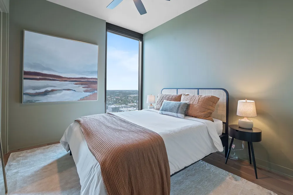 84 East Avenue #1401 Austin, TX 78701