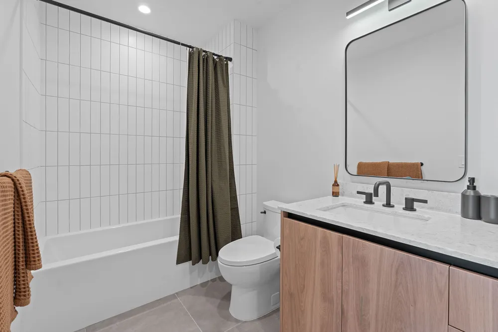 84 East Avenue #1401 Austin, TX 78701