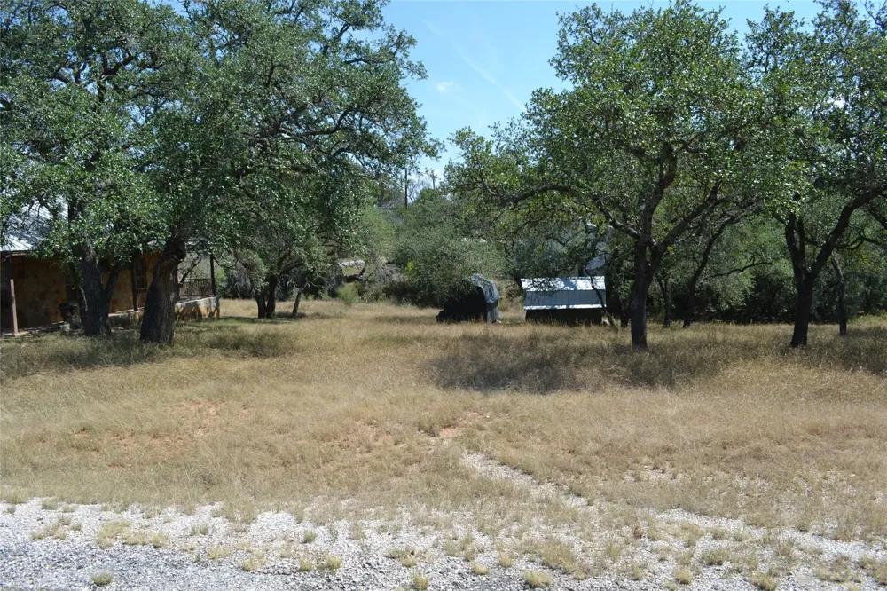 307 Rolling Hills Drive Spicewood, TX 78669