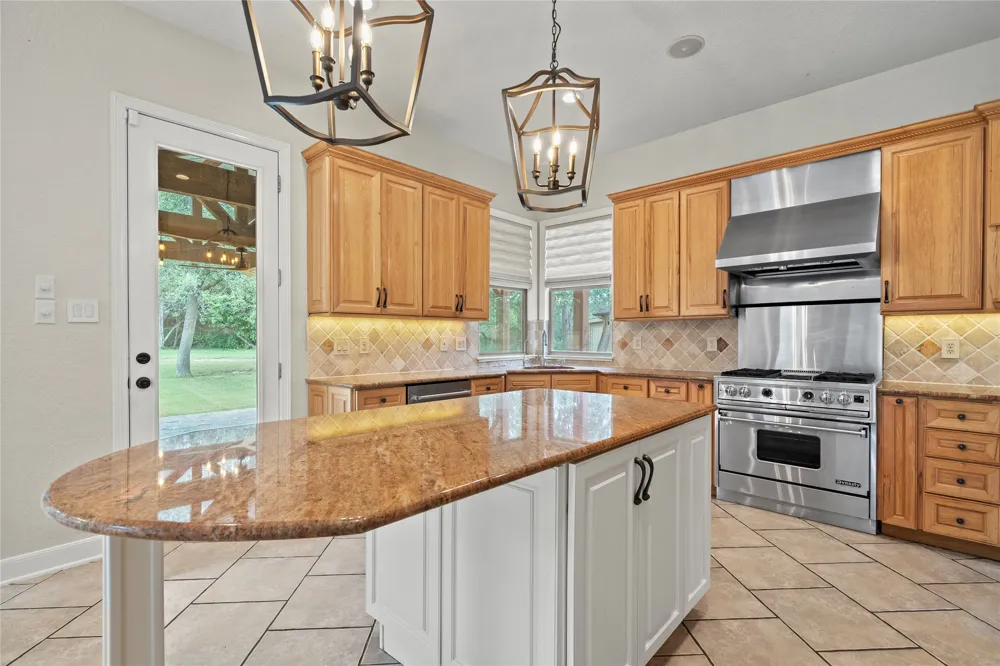 17 Horseshoe Court New Braunfels, TX 78132