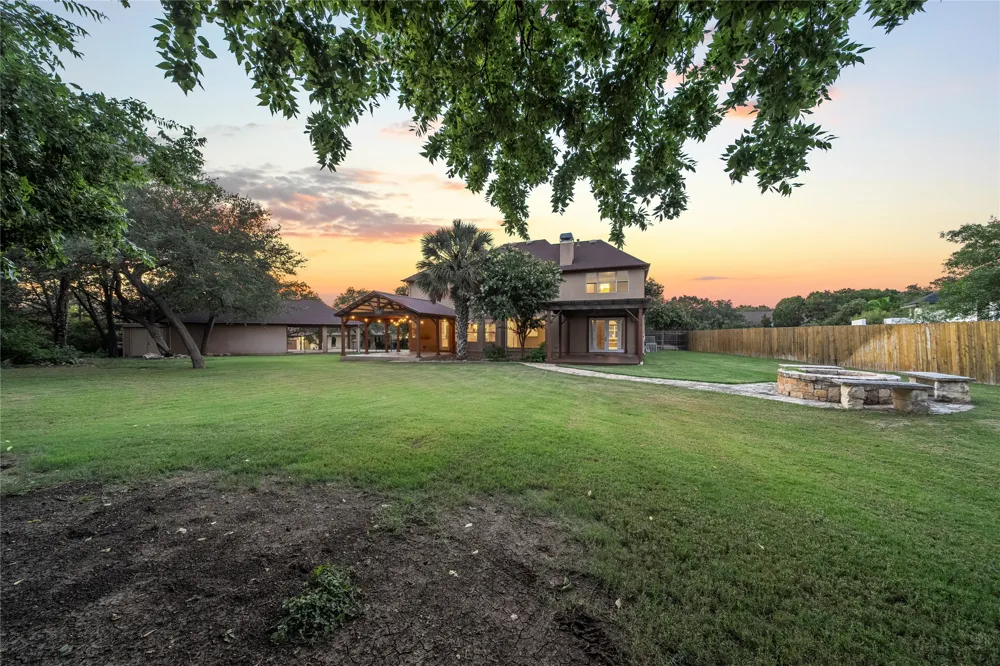 17 Horseshoe Court New Braunfels, TX 78132