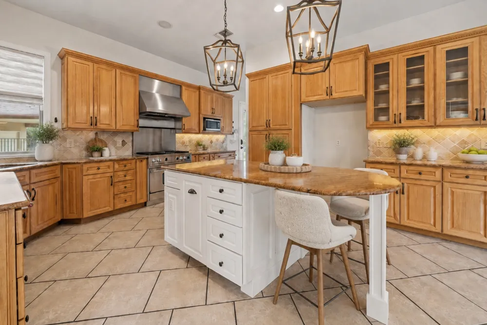 17 Horseshoe Court New Braunfels, TX 78132