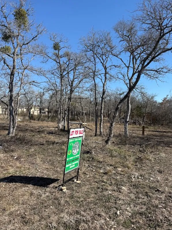 121 Pink Dahlia Drive Dale, TX 78616