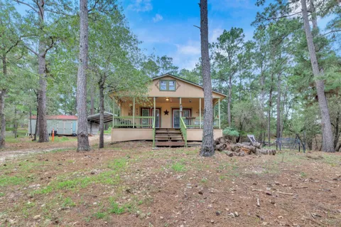 928 Moccasin Trail
