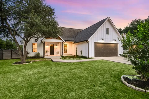 411 Whitetail Drive