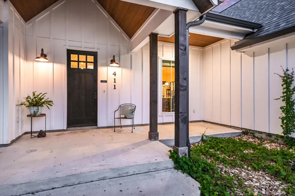 411 Whitetail Drive Manchaca, TX 78652