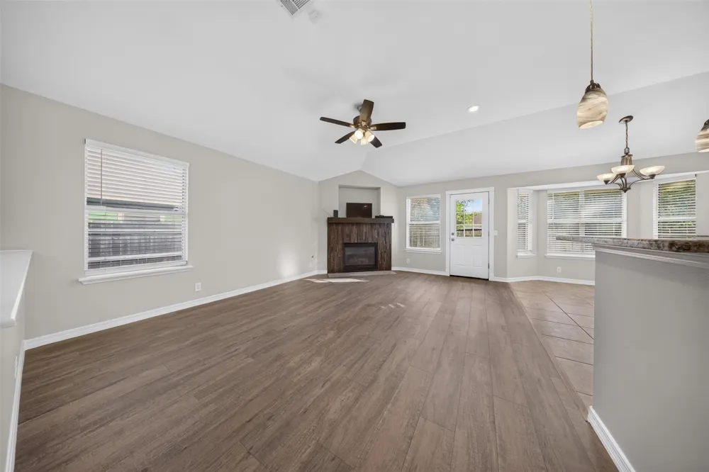 241 Brian Lane Kyle, TX 78640