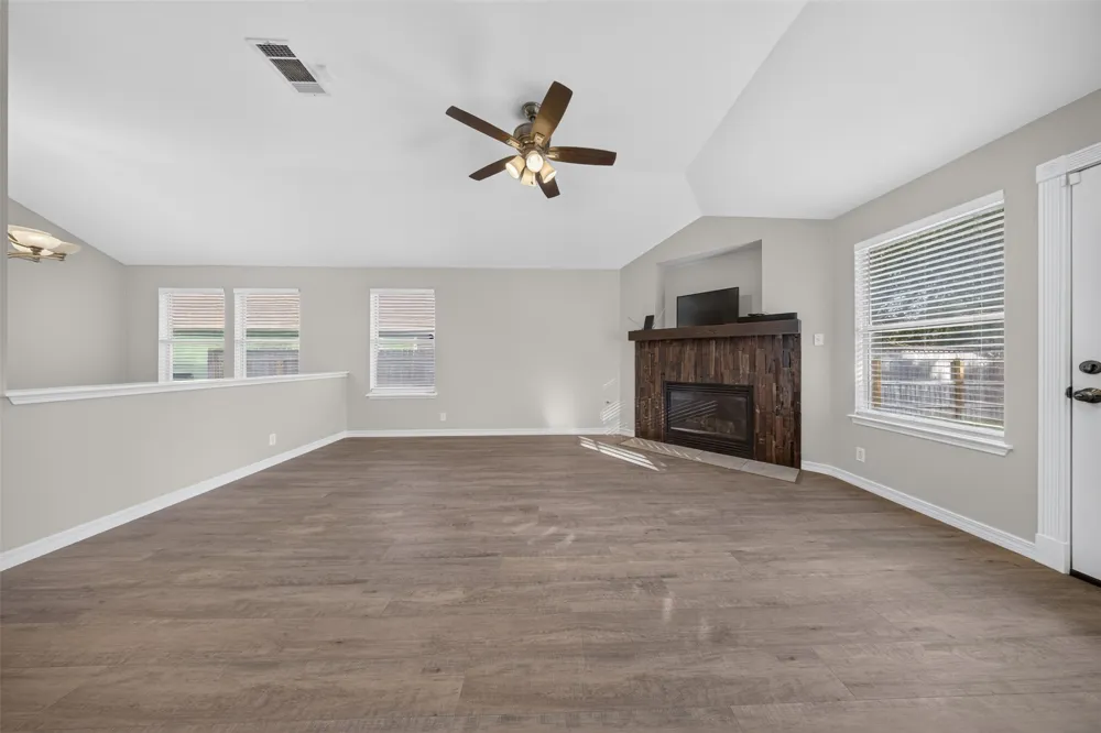 241 Brian Lane Kyle, TX 78640