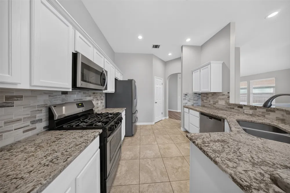 241 Brian Lane Kyle, TX 78640