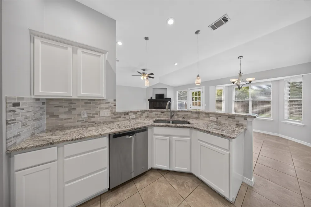 241 Brian Lane Kyle, TX 78640