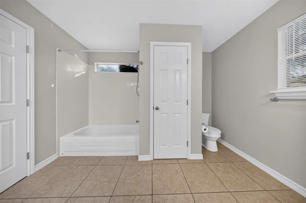 241 Brian Lane Kyle, TX 78640